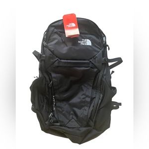 New with tags The north face black Borealis back pack